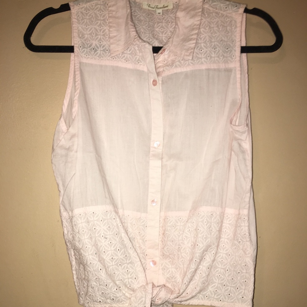 🌸3 for $12🌸 Pale Pink Sleeveless Top
